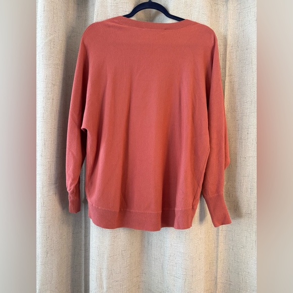 Loft oversized long sleeve sweater. Coral/Rose Color. Size XS. Soft. - Picture 2 of 6